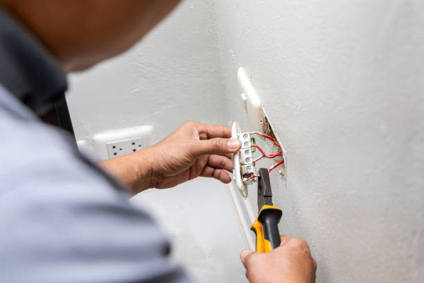 Best Electrical Repair Services  in Newburgh Heights, OH